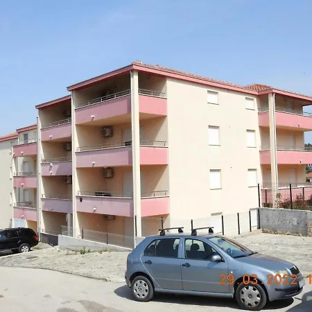 Apartment Ivan *
